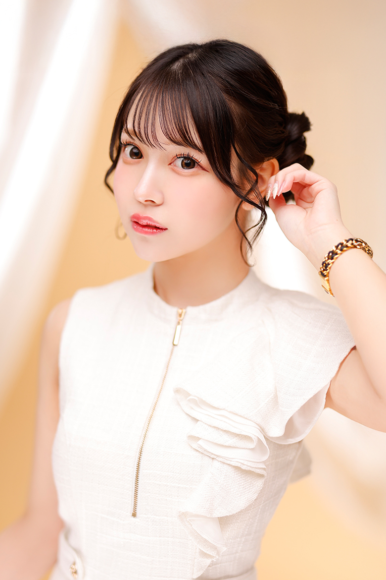 真白 かな（KANA MASHIRO）Four Seasons