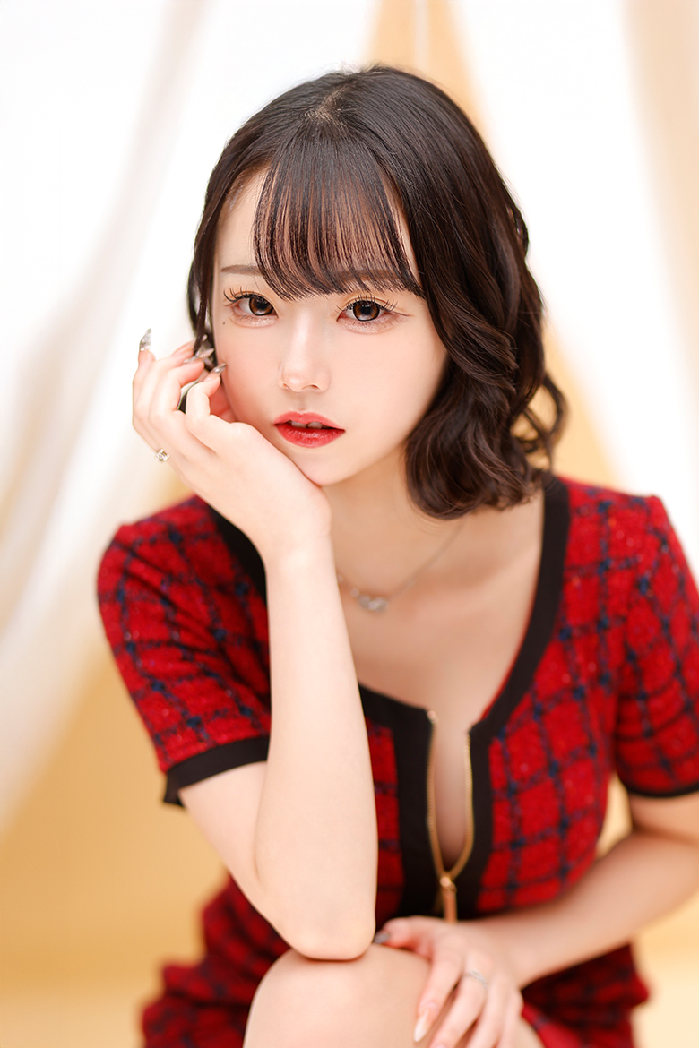 愛夏（MANAKA）Four Seasons